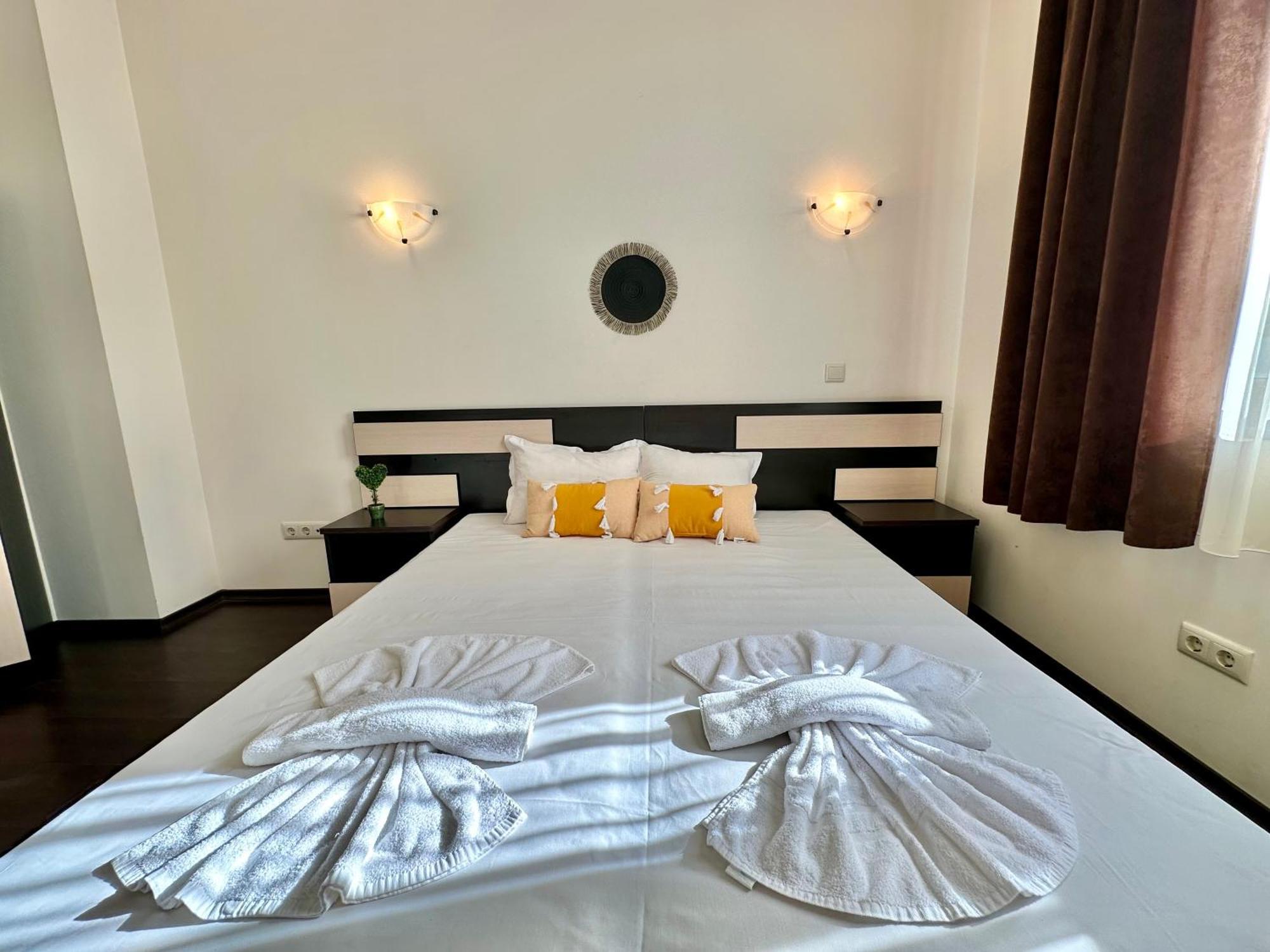Menada Imperial Heights Villas Солнечный берег Экстерьер фото
